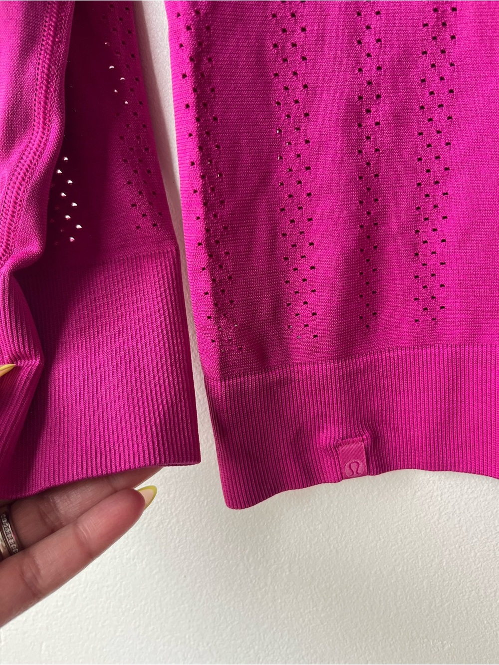 Lululemon Swiftly Breathe Long Sleeve *Fetching Lines Ripened Raspberry - Picture 7 of 10